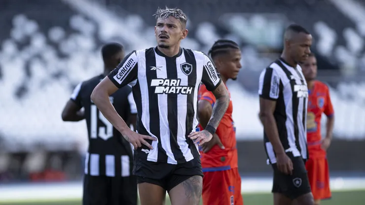 Tiquinho Soares em jogo contra o Audax pelo Campeonato Carioca. Foto: Jorge Rodrigues/AGIF