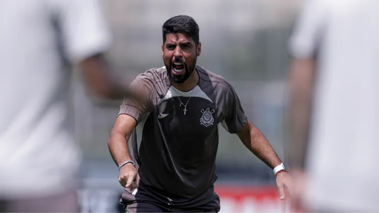 António Oliveira, técnico do Corinthians - Foto: Rodrigo Coca/Ag. Corinthians