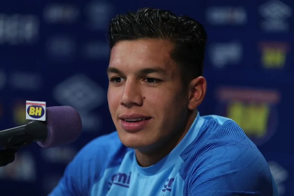 Romero pode desfalcar o Cruzeiro por 12 jogos. Foto:  Foto: Pedro Vale/AGIF