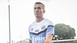 João Schmidt fez Carille mudar o que pensava quando retornou à Vila - Fotos: Raul Baretta/ Santos FC.