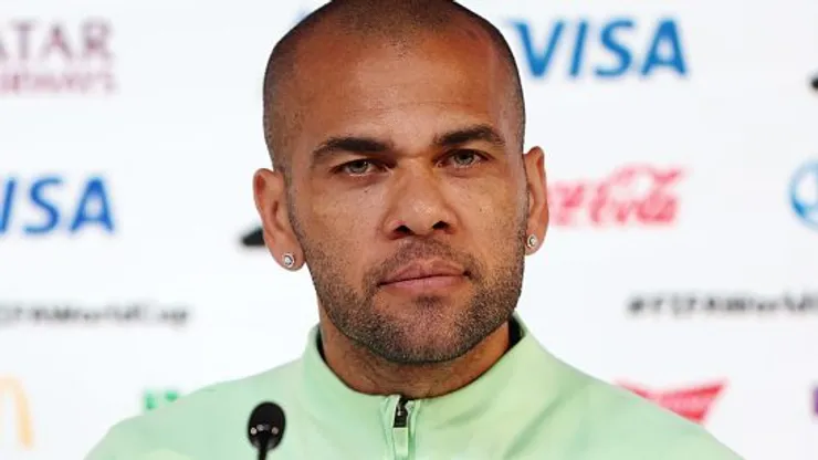 Foto: Mohamed Farag/Getty Images - Daniel Alves foi considerado culpado por crime de agressão sexual