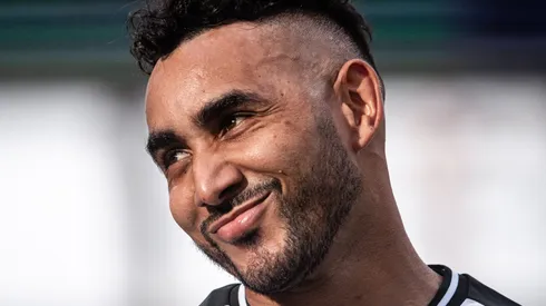 Payet sorrindo durante o clássico de domingo (18). Foto: Leandro Amorim/Vasco