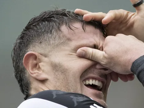 Apesar de anunciar a renovação com Vegetti, Vasco mantém carga por atacante