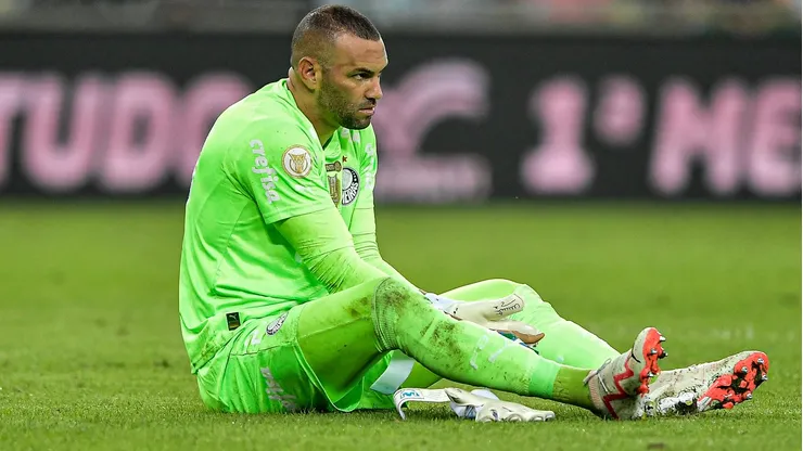 Weverton teve contribuição no empate do Corinthians - Foto: Thiago Ribeiro/AGIF.