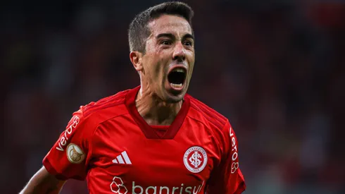 De Pena está sem espaço no Inter e pode rumar para o Vasco - Foto: Maxi Franzoi/AGIF