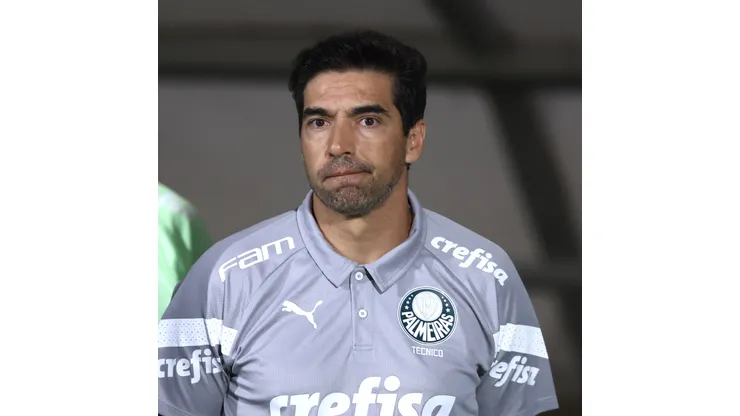 SP - SANTO ANDRE - 12/02/2024 - PAULISTA 2024, SANTO ANDRE X PALMEIRAS - Abel Ferreira tecnico do Palmeiras durante partida contra o Santo Andre no estadio Bruno Jose Daniel pelo campeonato Paulista 2024. Foto: Marcello Zambrana/AGIF