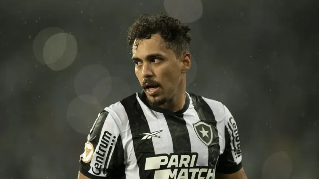 Foto: Jorge Rodrigues/AGIF – Eduardo anotou um belo gol de bicicleta contra o Vasco