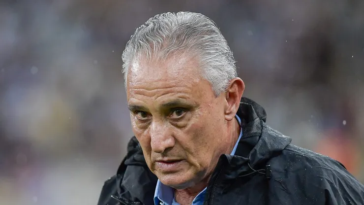 Tite deseja mais reforços no Fla. Foto: Thiago Ribeiro/AGIF