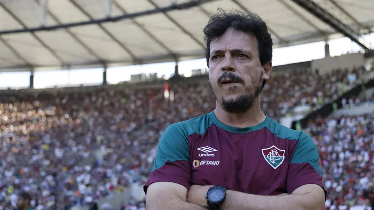 Fernando Diniz continua montando o elenco. Photo by Wagner Meier/Getty Images