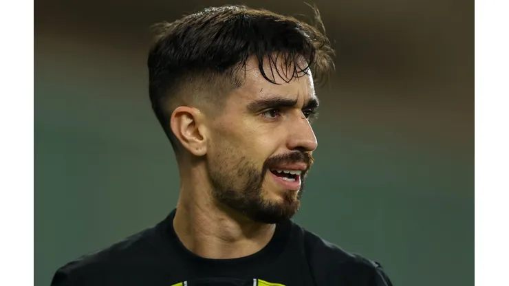 Coronado chega para turbinar o Timão - (Photo by Yasser Bakhsh/Getty Images)