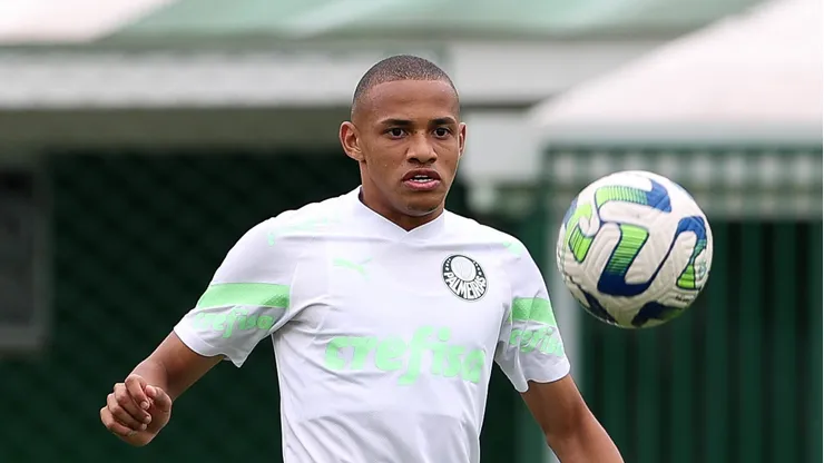 Jhon Jhon convive com críticas, mas é protegido por Abel no Palmeiras - Foto: Cesar Greco/Ag. Palmeiras