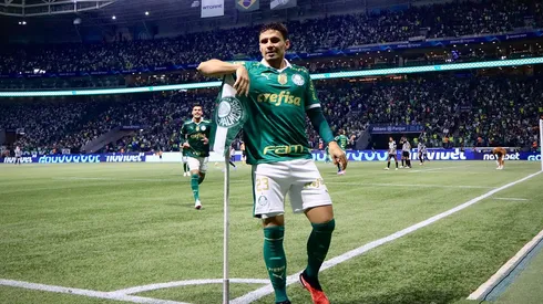 Veiga tem situação atualizada no Palmeiras. Foto: Marcello Zambrana/AGIF