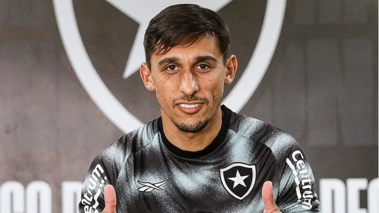 Foto: Arthur Barreto/Botafogo - Damián Suárez é o novo reforço do Botafogo