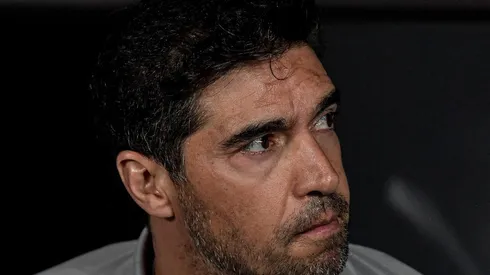 Abel opina sobre Corinthians antes do clássico - Foto: Thiago Ribeiro/AGIF