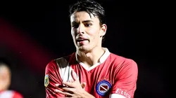 Foto: Marcelo Endelli/Getty Images - Federico Redondo em partida pelo Argentinos Juniors, em 2022