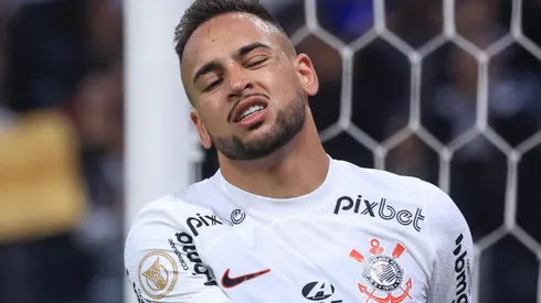 Maycon vai operar nos próximos dias e será desfalque por longo tempo no Timão