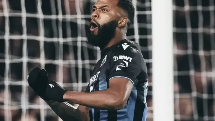 Foto: Reprodução/Brugge Atacante destaque na Europa é negociado com clube inglês e garante valor aos cofres do Cruzeiro