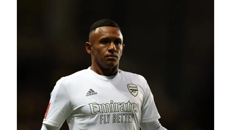 Marquinhos em ação durante jogo do Arsenal contra o kassam.