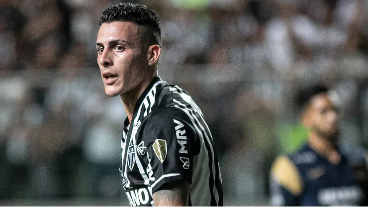 Sem espaço no Atlético-MG, Pavón fechou acordo com o Grêmio até 2026 - Foto: Fernando Moreno/AGIF