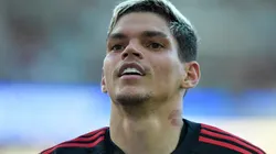 RJ - RIO DE JANEIRO - 10/02/2024 - CARIOCA 2024, FLAMENGO X VOLTA REDONDA - Ayrton Lucas jogador do Flamengo comemora seu gol durante partida contra o Volta Redonda no estadio Maracana pelo campeonato Carioca 2024. Foto: Thiago Ribeiro/AGIF