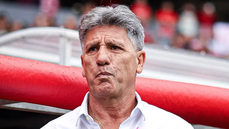 Santos pode "atrapalhar" os planos de Renato - Foto: Maxi Franzoi/AGIF.
