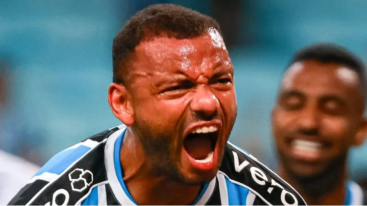 JP Galvão fez pedido ao Grêmio - Foto: Maxi Franzoi/AGIF