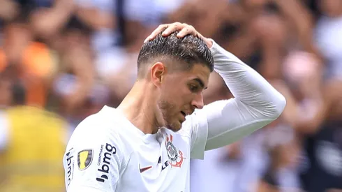 Pedro Raul tem pacote de valores exposto no Timão - Foto: Marcello Zambrana/AGIF