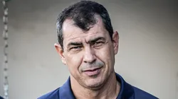 Carille comemora e prepara plano ousado para utilização de novo atacante no Santos