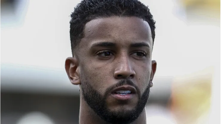 Jorge tem futuro definido no Santos