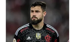 Foto: Thiago Ribeiro/AGIF - Matheus Cunha, goleiro do Flamengo