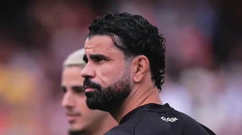 Diego Costa não foi bem no Glorioso. Foto: Ettore Chiereguini/AGIF