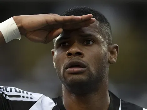 Grêmio tem acordo com Júnior Santos e Guerra prepara assinatura