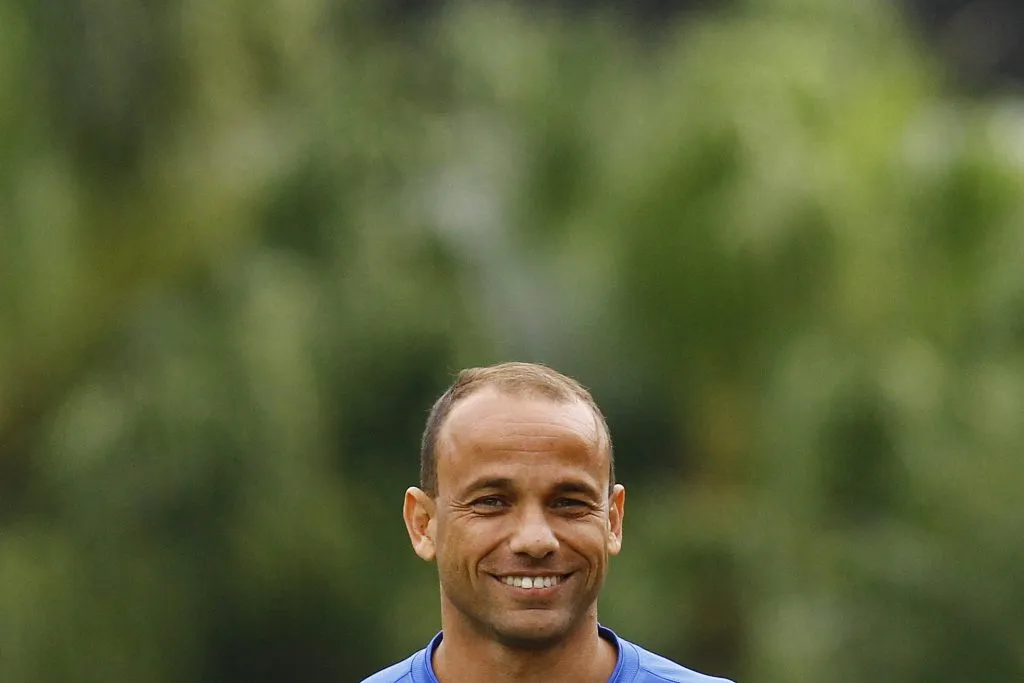 Léo vai ajudando nesse processo – Foto: Ricardo Saibun/AGIF.