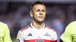 Rafinha, lateral-direito do São Paulo - Foto: Abner Dourado/AGIF