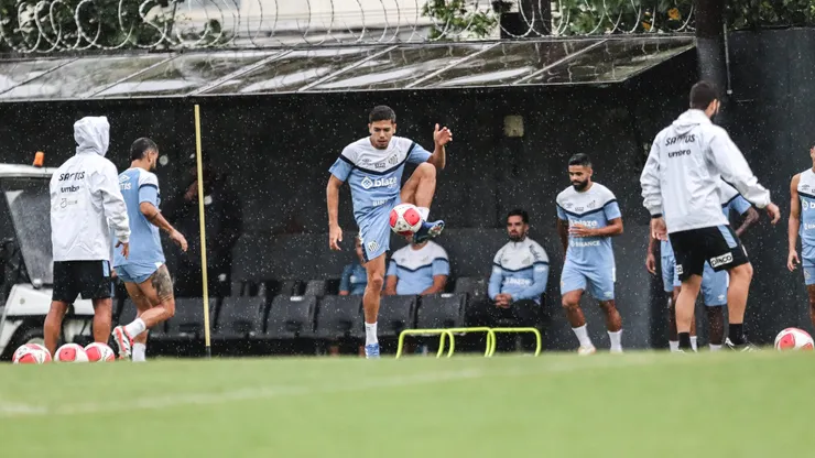 Fábio Carille deve contar com novidades. Foto: Reinaldo Campos/AGIF