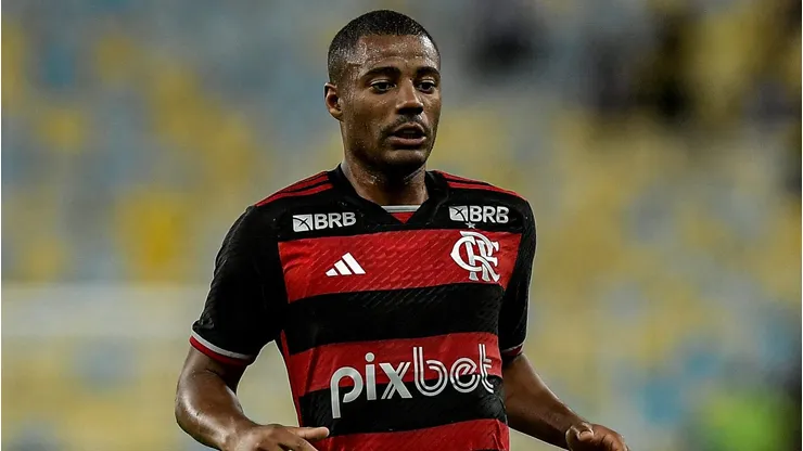 De La Cruz virou problema no Mengão. Foto: Thiago Ribeiro/AGIF