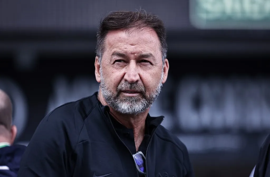 Augusto Melo decide como pagar Igor Coronado.  Foto: Fabio Giannelli/AGIF