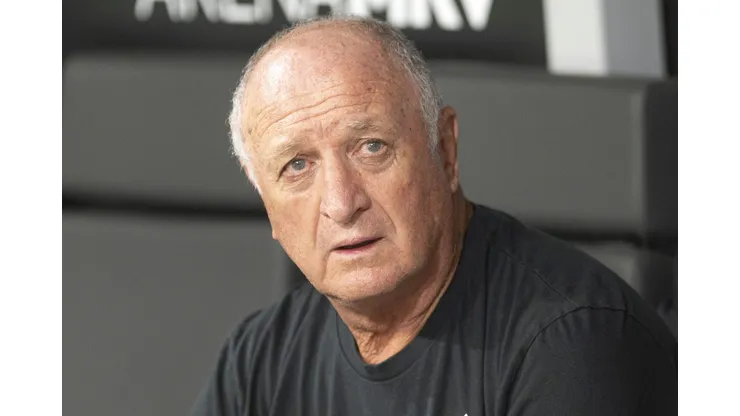 Luiz Felipe Scolari comentou o resultado do clássico e o que pode reverberar no ambiente atleticano - Foto: Alessandra Torres/AGIF