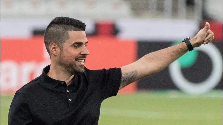António Oliveira pode trazer novidades ao Corinthians - Foto: Robson Mafra/AGIF.