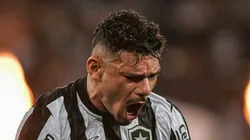 Tiquinho Soares, atacante do Botafogo. Foto: Thiago Ribeiro/AGIF