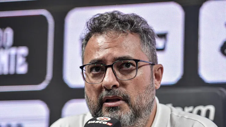 Mattos coloca 'dedo na ferida' no Vasco. Foto: Thiago Ribeiro/AGIF