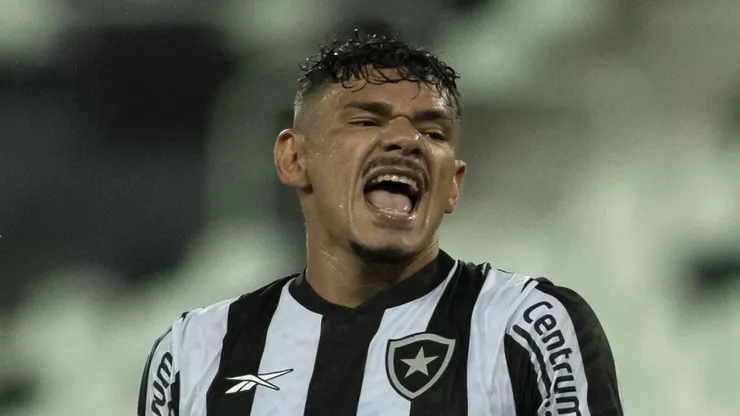 Grêmio quer outro atacante do Botafogo - Foto: Jorge Rodrigues/AGIF