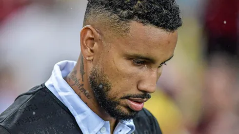 Jair sofreu grave lesão em clássico pelo Vasco. Foto: Thiago Ribeiro/AGIF