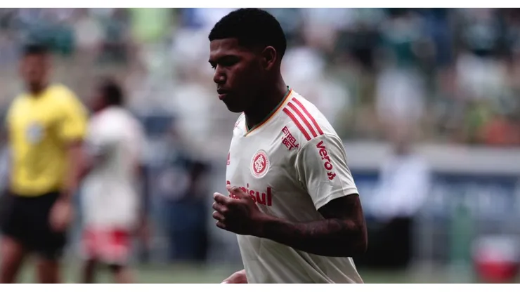 O Inter expôs novidade sobre Thauan Lara - Foto: Ettore Chiereguini/AGIF