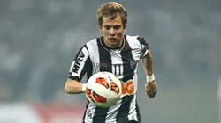 Atlético anuncia a volta de ídolo Bernard. Foto: Heuler Andrey/AGIF