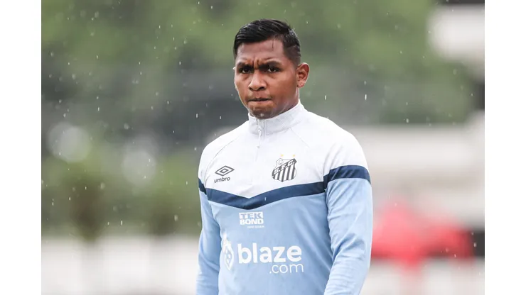 Foto: Reinaldo Campos/AGIF - Morelos fez linda jogada em vitória do Santos