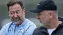 Foto: Rodrigo Coca/Agência Corinthians - Augusto Melo e Mano Menezes em treinamento do Corinthians