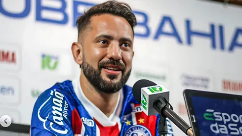 Foto: Tiago Caldas/EC Bahia - Everton Ribeiro em sua apresentação no Bahia
