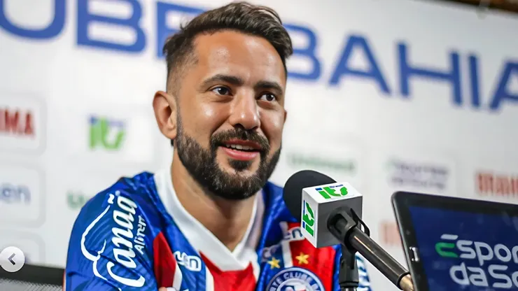 Foto: Tiago Caldas/EC Bahia - Everton Ribeiro em sua apresentação no Bahia