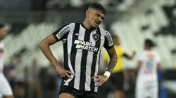 Tiquinho Soares saiu lesionado na partida de hoje. Foto: Jorge Rodrigues/AGIF